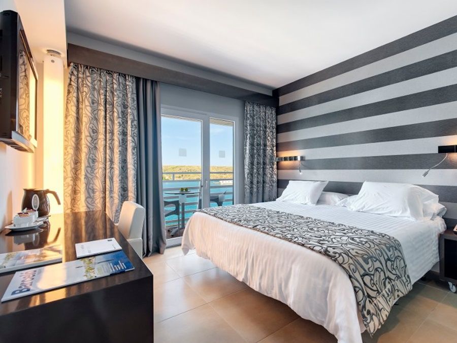 Occidental Menorca (Adults Only) Ξενοδοχείο Punta Prima  Εξωτερικό φωτογραφία